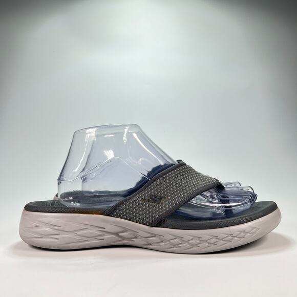 Skechers Goga Max Gray Casual Slip On Thong Flip Flops Sandals Women's Size 8 - Picture 1 of 10